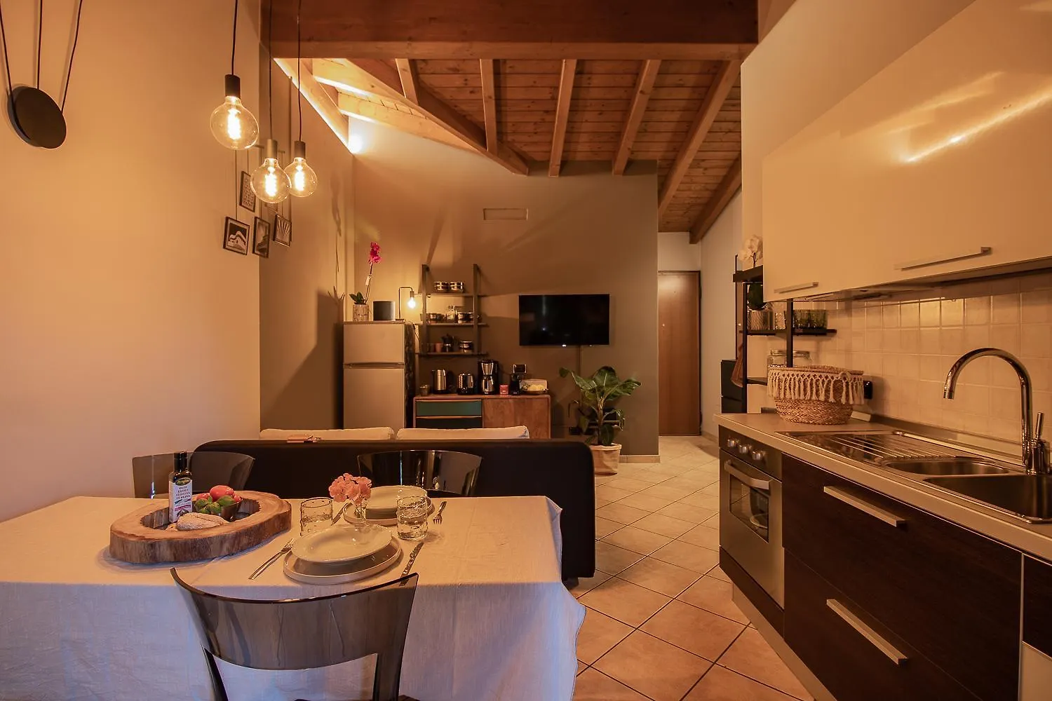 Interno 13 - Coffee, Wifi & Mxp Apartment Somma Lombardo Italy